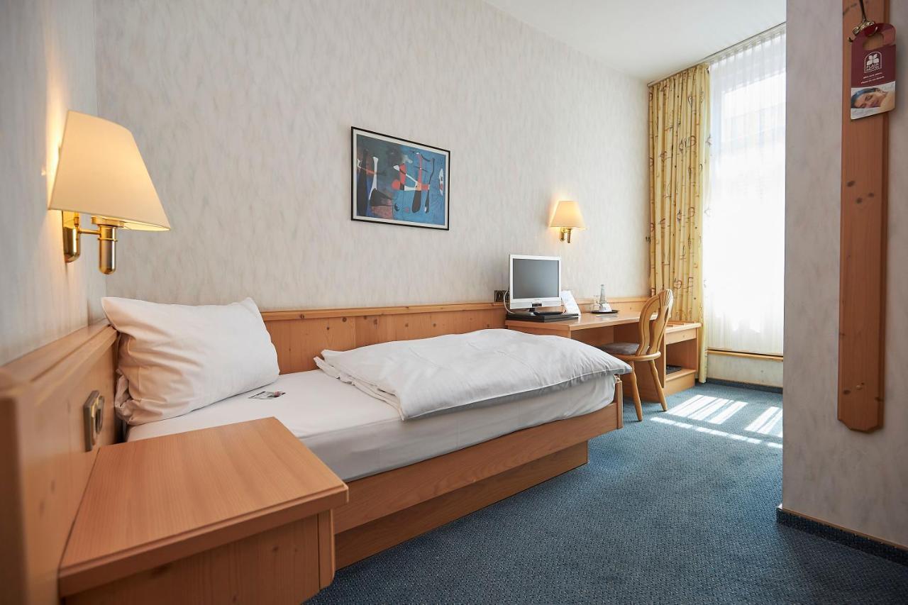 Hotel Bergischer Hof Windeck Exterior foto