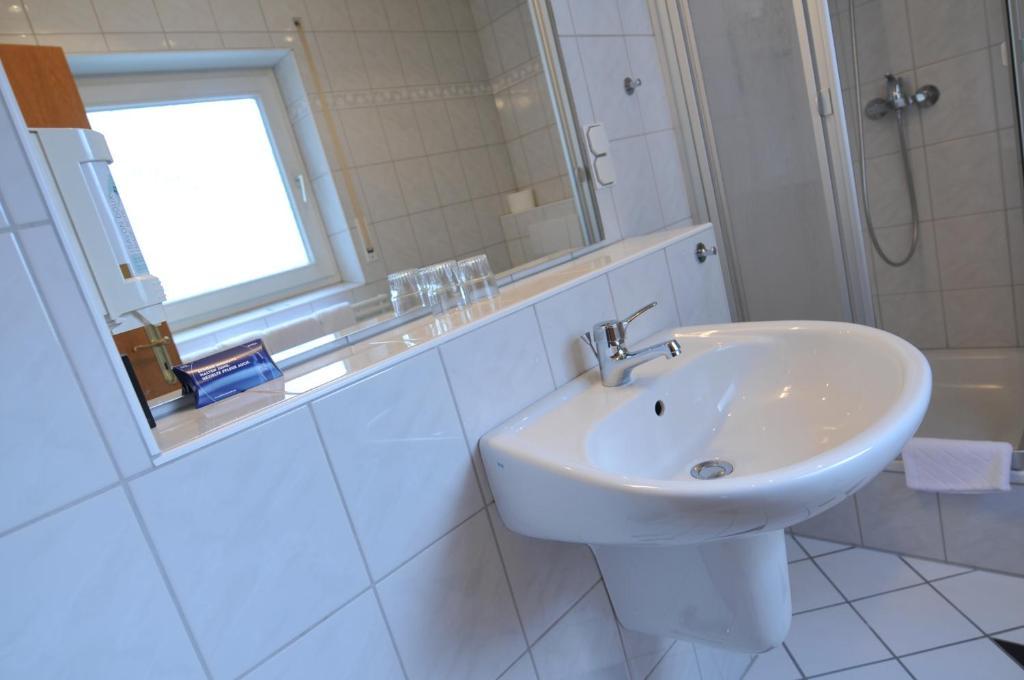 Hotel Bergischer Hof Windeck Zimmer foto