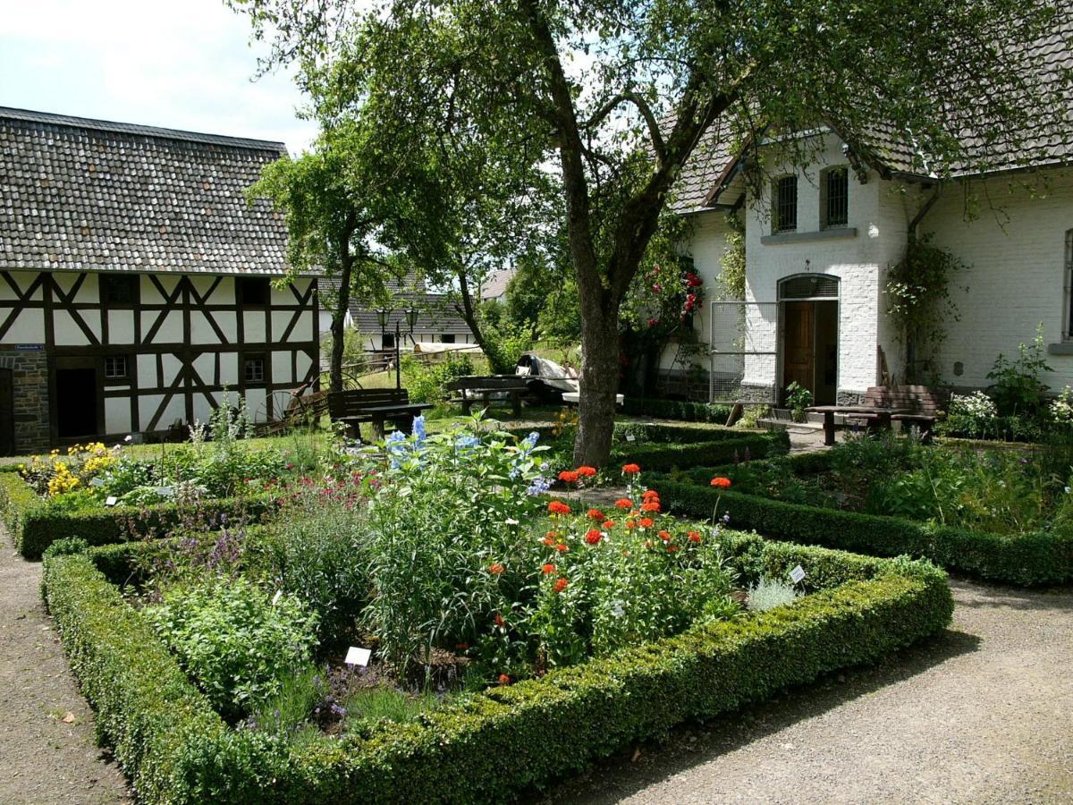 Hotel Bergischer Hof Windeck Exterior foto